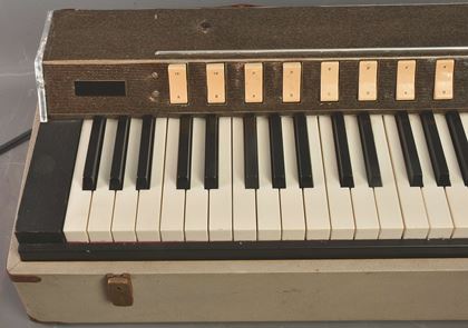 Hohner-Symphonic 30 1964 tube organ (Zep)